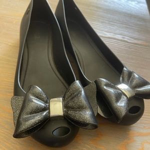 Melissa’s ladies flats